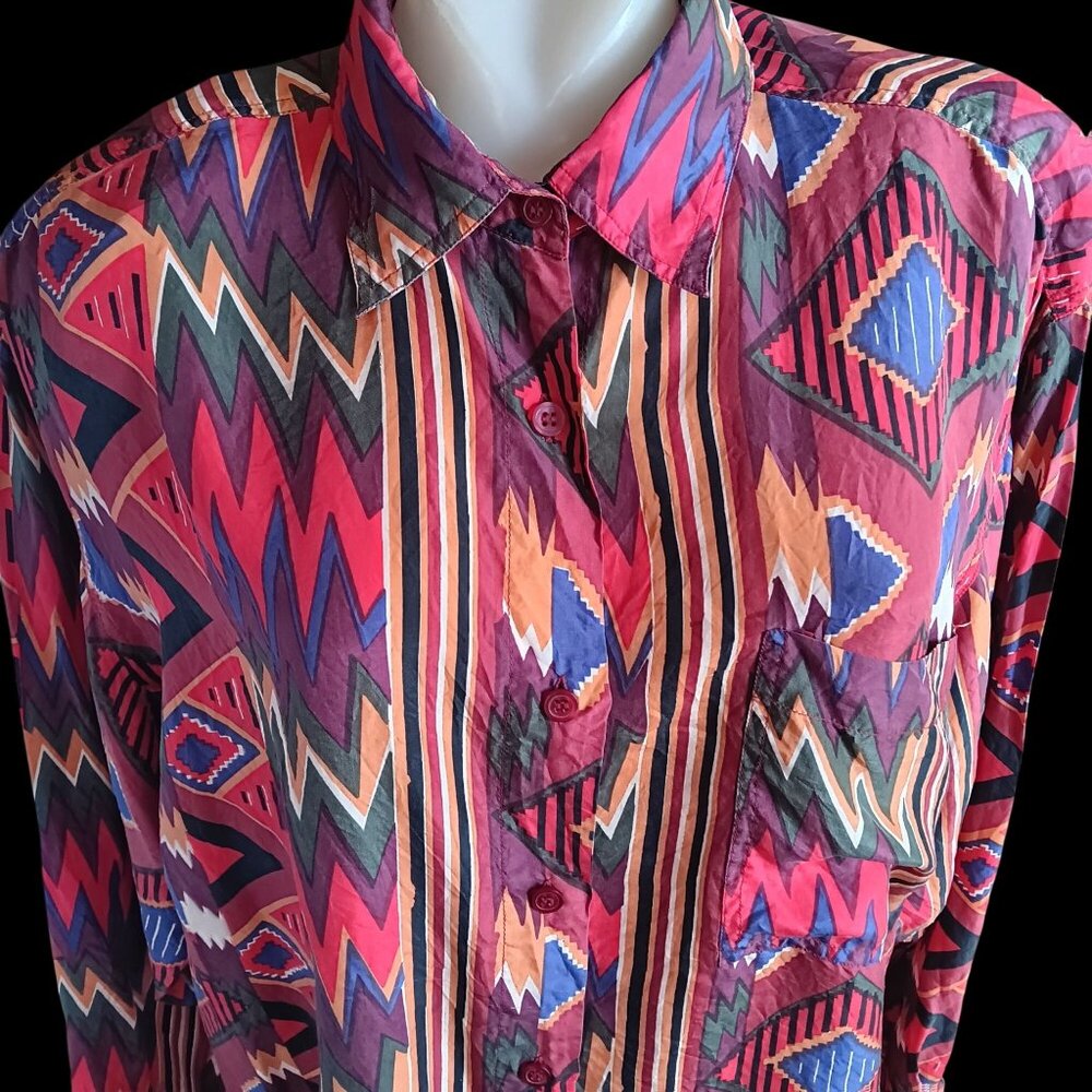 True Vintage Women's Medium Blouse Express 100% Silk Aztec Southwestern 90's